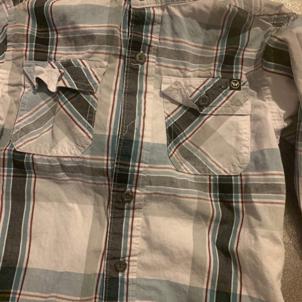 Shirt - Picture 5 of 5